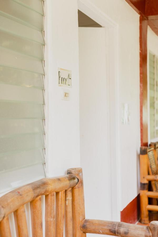 Puerto Galera Hostel Extérieur photo