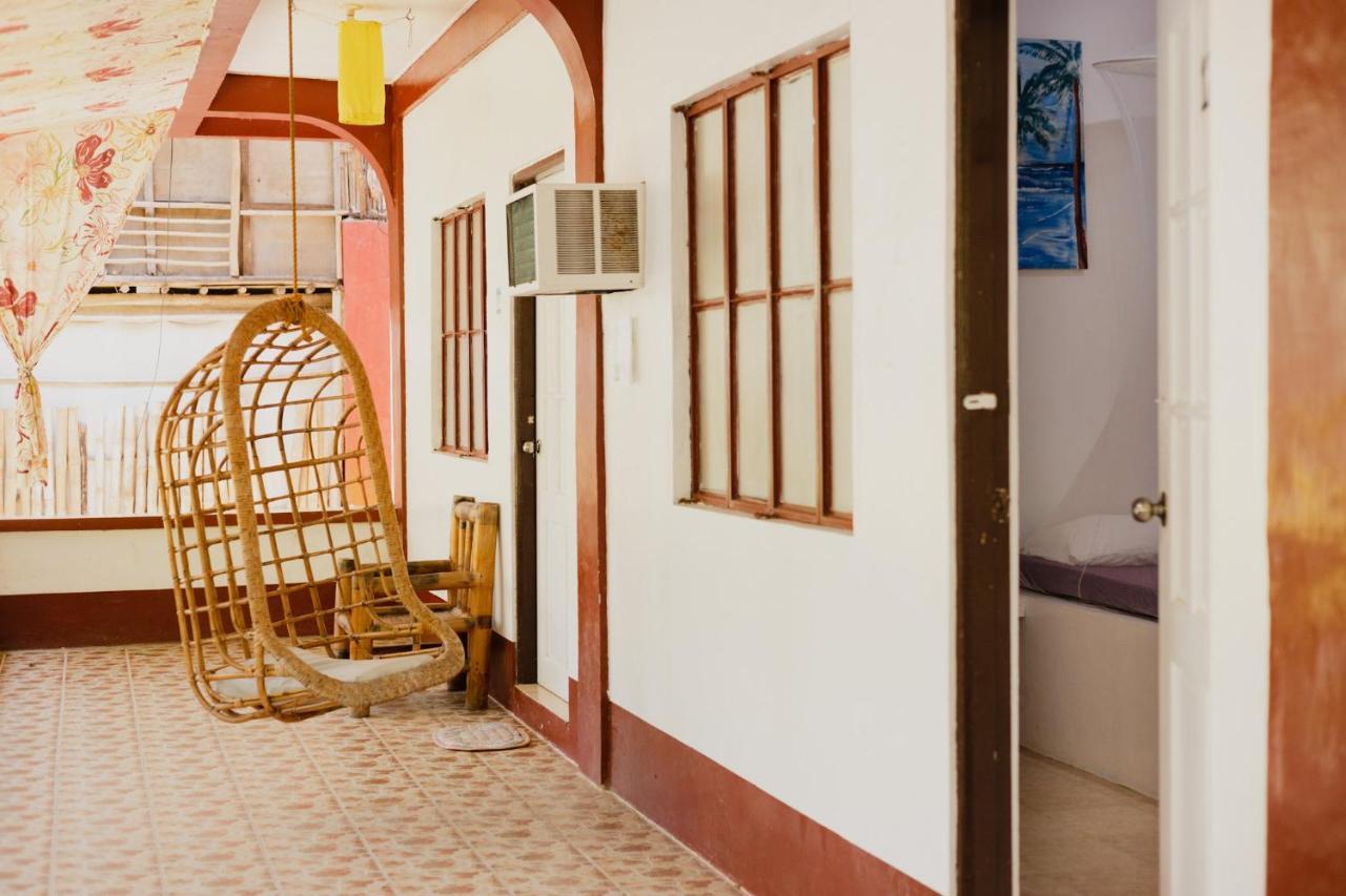 Puerto Galera Hostel Extérieur photo